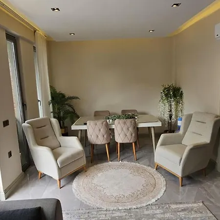 Park Apartment